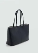 Bolso tipo tote de cuero sintético color azul marino, con doble asa corta y cierre magnético.