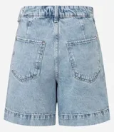 Short de jeans celeste con cintura alta, trabillas y bolsillos.