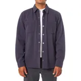 Camisa de fleece color azul marino, con cierre frontal y bolsillo en el pecho.