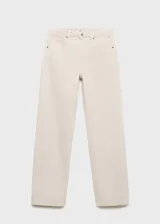 Pantalón de jean color crudo, de corte recto y tiro medio, con cinco bolsillos y cierre frontal con cremallera y botón.
