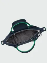Bolso bandolera Longchamp Le Pliage Xtra XS, color azul marino con detalles en verde.