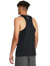 Musculosa deportiva Under Armour Launch Singlet negra con logo blanco en el pecho.