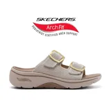 Sandalias Skechers Go Walk Arch Fit 2.0 color beige, con capellada tejida, dos hebillas ajustables, plantilla Goga Mat contorneada y plantilla Arch Fit con soporte de arco certificado por podólogos.