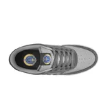 Championes Etnies Aurelien color blanco y amarillo ocre, con logo de la marca en el lateral.