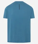 Remera deportiva de hombre color beige, manga corta, cuello redondo y corte ajustado. Presenta costuras raglán y una pequeña etiqueta en el dobladillo de la manga.