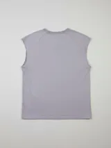 Musculosa negra de algodón con logo bordado en el pecho.