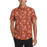 Camisa de hombre manga corta, color ladrillo con estampado floral en rosa. Tiene cuello abotonado, bolsillo en el pecho y corte clásico.