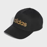 Gorro de béisbol Adidas de color negro con el logo de Adidas en dorado en el frente. Presenta una corona de seis paneles, visera curva y cierre trasero regulable a presión.