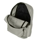 Mochila de estilo clásico color lila claro, con compartimento principal, bolsillo frontal con cierre y bolsillos laterales. Presenta un parche negro con el logo 'terrano' en blanco en la parte superior.