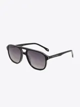 Lentes de sol negros, con diseño contemporáneo y tintado graduado.