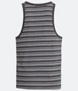 Musculosa gris con rayas horizontales blancas, cuello redondo y sisas con ribete gris.