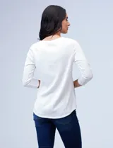 Blusa texturada de escote en V con cierre metálico, ajustada al cuerpo y de manga tres cuartos, de la marca Robert Louis.