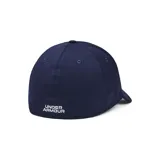 Gorro Under Armour color verde militar con logo bordado en negro.