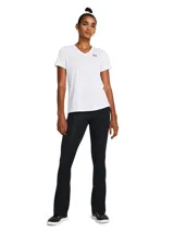 Remera deportiva Under Armour Tech™ de manga corta, color lila, con cuello en V y logo estampado en el pecho.