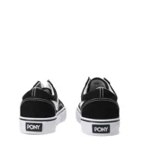Championes urbanos Pony modelo Garden, de diseño unisex en color negro con detalles en blanco. Confeccionados en lona y gamuza, cuentan con cordones blancos, suela de goma blanca con línea negra y el icónico logo de la marca en los laterales.