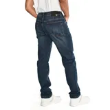 Pantalón de jeans de calce slim, color azul oscuro. Confeccionado con algodón y poliéster reciclado con spandex. Diseño de cinco bolsillos y logo CAT en la parte trasera.
