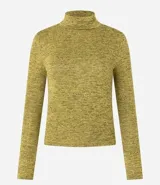 Blusa gris de poliéster y elastano, con cuello alto, mangas largas y tejido texturizado.