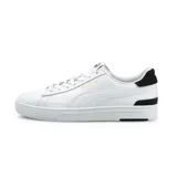 Championes Puma Serve Pro de cuero blanco con detalles en gamuza negra en el talón y logo dorado en el lateral.