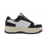 Zapatillas Puma Rebound Femme Low Animal, color blanco con detalles en negro y estampado animal print.
