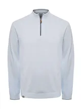 Sweater celeste de punto con cuello alto y medio cierre con cremallera azul marino.