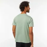 Camiseta verde con estampado blanco de cactus y texto "Arizona Sun Place summer land The Heat of the Desert".