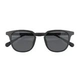 Lentes de sol Sunski Tango con montura cuadrada color negro y lentes grises polarizadas.