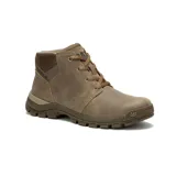 Botín de cuero color marrón, con cordones y suela de goma. Cuenta con forro interno de nylon en malla suave y respirable, plantilla acolchada de espuma y tecnología probiótica CLEANSPORT NXT para controlar el mal olor.