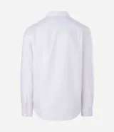 Camisa de vestir celeste claro, corte regular, confeccionada en microfibra, con cuello inglés, mangas largas y abotonado frontal.