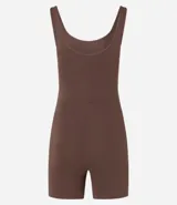 Enterito deportivo marrón de poliamida, con escote redondo y breteles anchos.