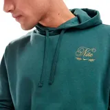 Buzo hoodie verde con logo Nike bordado en dorado en el pecho, bolsillo tipo canguro y cordón ajustable en la capucha.