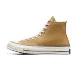 Championes Converse Chuck 70 Hi color beige con cordones blancos y suela de goma blanca.
