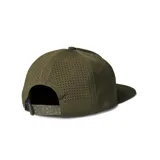 Gorro tipo trucker de Roark, color verde oliva, con visera curva y logo triangular bordado en el frente.