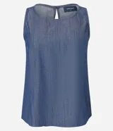 Musculosa de jeans color azul con recortes y cierre por botón.