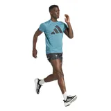 Remera de running Adidas color celeste con logo de la marca en gris oscuro. Confeccionada en tejido jacquard elástico con tecnología AEROREADY.