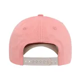 Gorro de gabardina color verde oliva con visera curva en color verde musgo. Presenta un parche rectangular con el logo de la marca CAT y la leyenda "Diesel Power".
