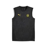 Musculosa de entrenamiento Puma del Club Atlético Peñarol, color negro con estampado geométrico en jacquard. Presenta cuello redondo, logo de Puma en amarillo y escudo del club en el pecho.