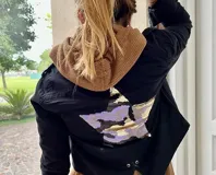 Chaqueta negra estrella