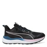 Championes de mujer de Puma, fabricados con parte superior sintética y textil, con detalles reforzados para durabilidad y sujeción.