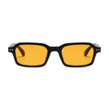 Gafas de sol unisex con montura rectangular negra y lentes amarillas.