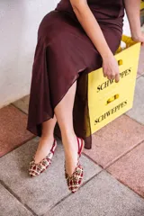 Bailarina destalonada con tejido de algodón trenzado a mano, con interior en piel y suela de cuero. Modelo exclusivo de dfyf diseñado y fabricado en España.