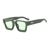 Lentes de sol unisex con marco cuadrado color verde oscuro y lentes verdes con filtro UV 400.
