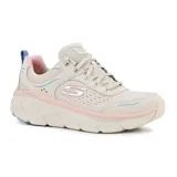 Championes deportivos Skechers Relaxed Fit: D'Lux Walker 2.0 - Daisy Doll, color beige con detalles en rosa y celeste. Capellada de malla con superposiciones de cuero, cordones, plantilla Air-Cooled Memory Foam y suela de tracción flexible.