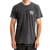 Remera negra de algodón con estampa en el pecho de una casa de surf, una palmera y el texto "La Isla by Katin".