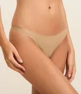 Set de tres bombachas colaless de microfibra en color negro, blanco y beige.