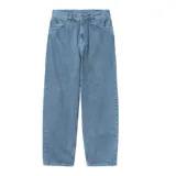 Pantalón de jean celeste, de corte recto y tiro medio.