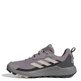 Championes de trekking Adidas Terrex Anylander color lila con detalles en gris y beige.