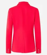 Blazer negro de punto roma con cuello solapa, cierre con ganchos, botones delanteros y forro de poliéster.