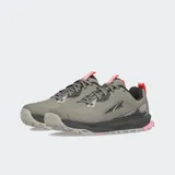 Championes de trail running Altra Lone Peak 9, color verde con detalles en gris, negro y rosa.