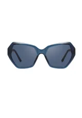 Lentes de sol angulares color azul petróleo, con marco fabricado con RPCTG reciclado y varillas fabricadas con CP reciclado. Lentes fabricadas con PMMA reciclado.