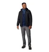 Campera Columbia con capucha, color verde oliva en la parte superior y gris claro en la parte inferior. Cuenta con cierre frontal, bolsillos laterales con cierre y logo de la marca en el pecho.